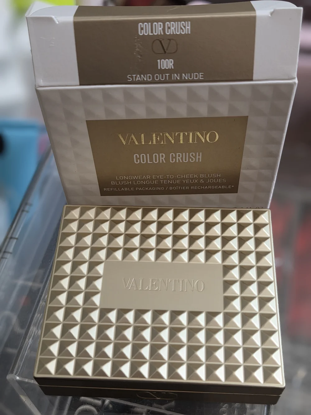 Valentino Color Crush Blush in Stand Out in Nude 100R (Refillable Case)